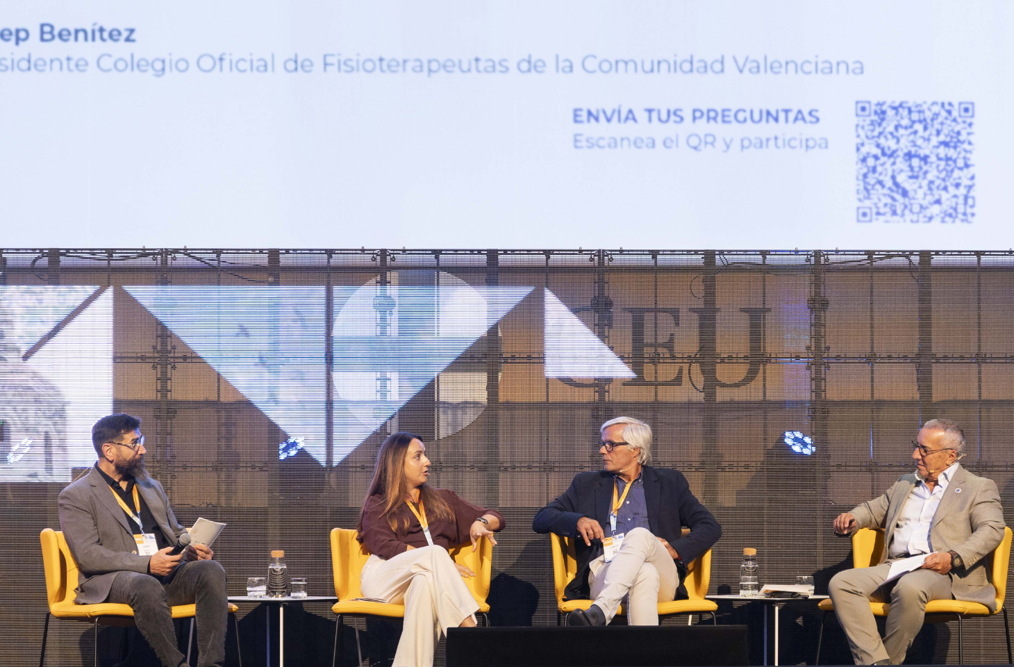 El decano del ICOFCV destaca el valor del movimiento y del entrenamiento de fuerza en el debate sobre autonomía y deterioro cognitivo del Congreso de Derecho Sanitario El decano del ICOFCV destaca el valor del movimiento y del entrenamiento de fuerza en el debate sobre autonomía y deterioro cognitivo del Congreso de Derecho Sanitario