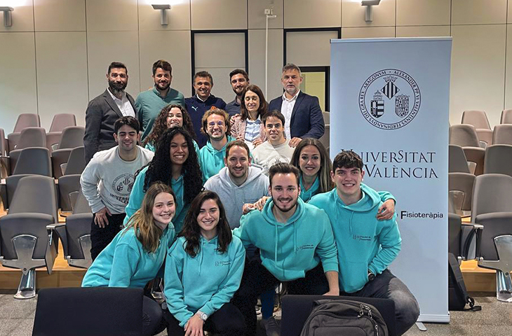El ICOFCV en las V Jornadas de Estudiantes de la Facultad de Fisioterapia de la UV El ICOFCV en las V Jornadas de Estudiantes de la Facultad de Fisioterapia de la UV
