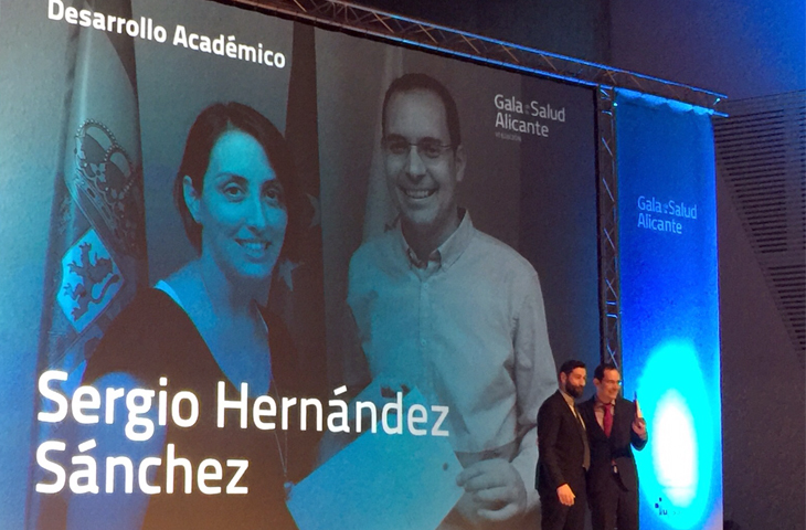 El fisioterapeuta Sergio Hernández Sánchez, Premio "Desarrollo Académico" en la Gala de la Salud de Upsana – Alicante El fisioterapeuta Sergio Hernández Sánchez, Premio "Desarrollo Académico" en la Gala de la Salud de Upsana – Alicante