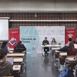 El Colegio asesora a los estudiantes en su futuro profesional en las Jornadas de Empleo de la UV y la UMH