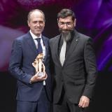 José Vicente Toledo recibe el Premio Trayectoria Profesional en la X Gala de la Salud de Alicante