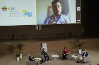 Josep Benítez: "Formamos parte de las personas, todas tienen un fisioterapeuta de referencia" (en el 20 Aniversario de la titulación de Fisioterapia de la CEU UCH)