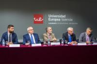 El decano del ICOFCV ha abordado el impacto de la artrosis desde la Fisioterapia en el foro organizado por la Universidad Europea de Valencia y la Fundación SEMERGEN