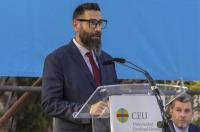 Josep Benítez a los nuevos egresados en Fisioterapia de la CEU-UCH: “No deis nada por hecho o sabido, lo que no se pregunta no se sabe, lo que no se explora no se encuentra"